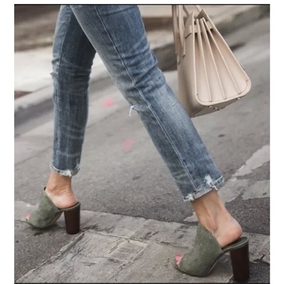 White House Black Market Green Suede Perforated Sandals Open Toe Mules Sz 10M - Picture 11 of 11